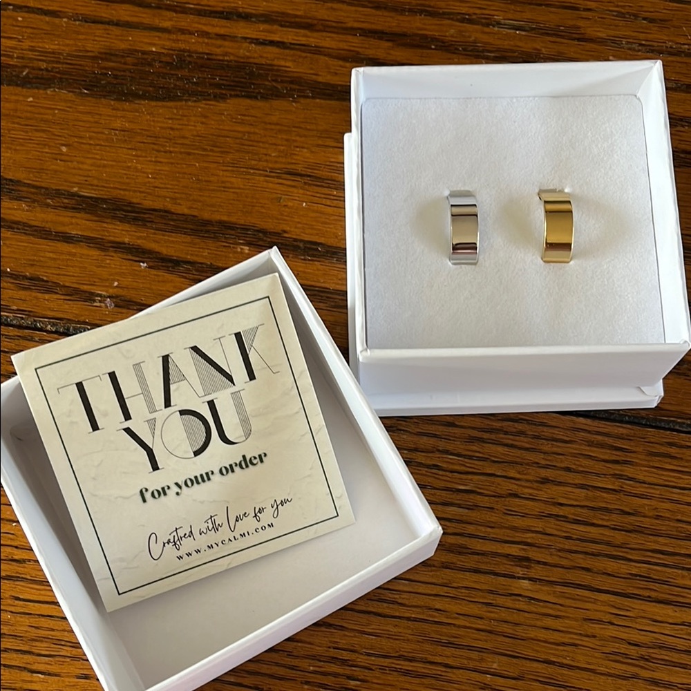 CALMI 2-pack Gold and Silver ring - Picture 2 of 5